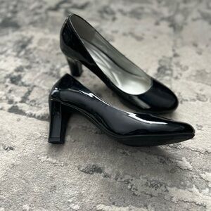 Elegant Black Women's Heels - Never worn